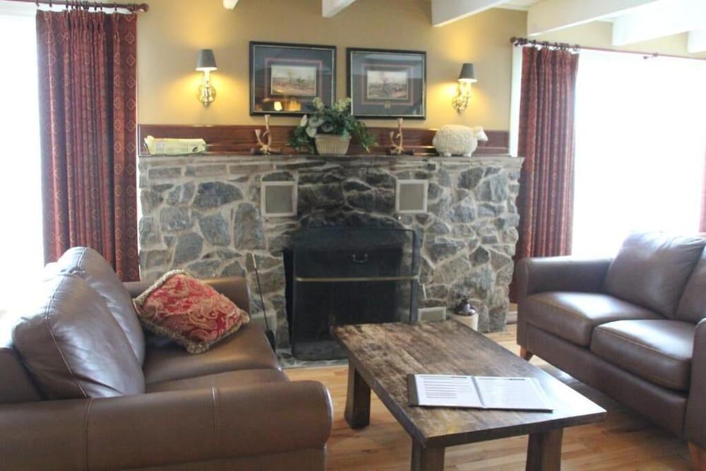 Inverary Resort Baddeck Exterior photo